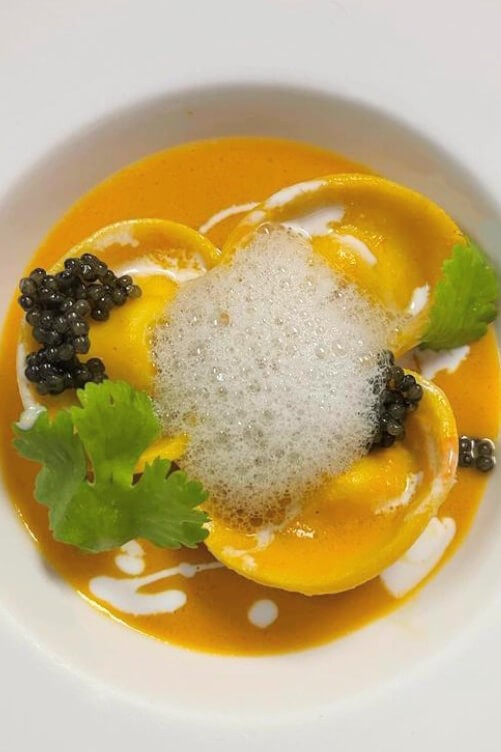 Best Personal Chefs in the Cayman Islands Dining at Home
